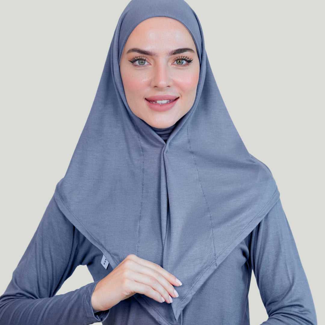 SET : Triangle Hijab Matching With Long Top