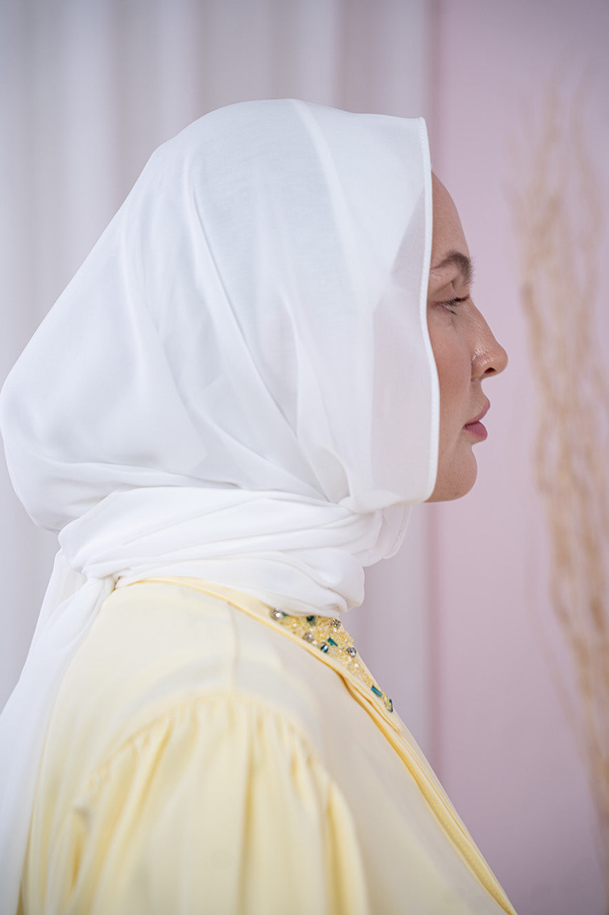 Off-white Magic Chiffon Hijab side View | Nawara 