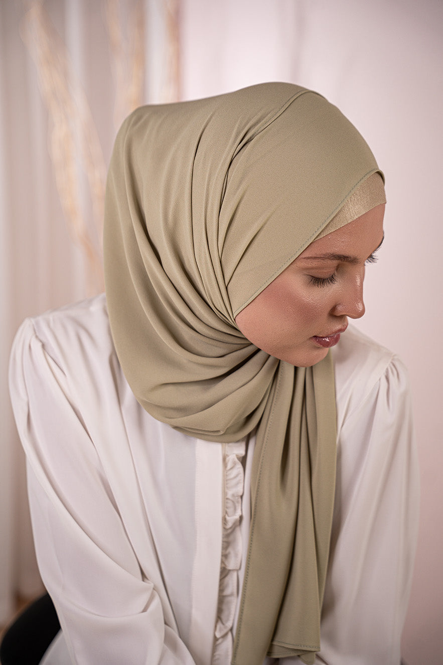 Chiffon Hijab (Matching Set)