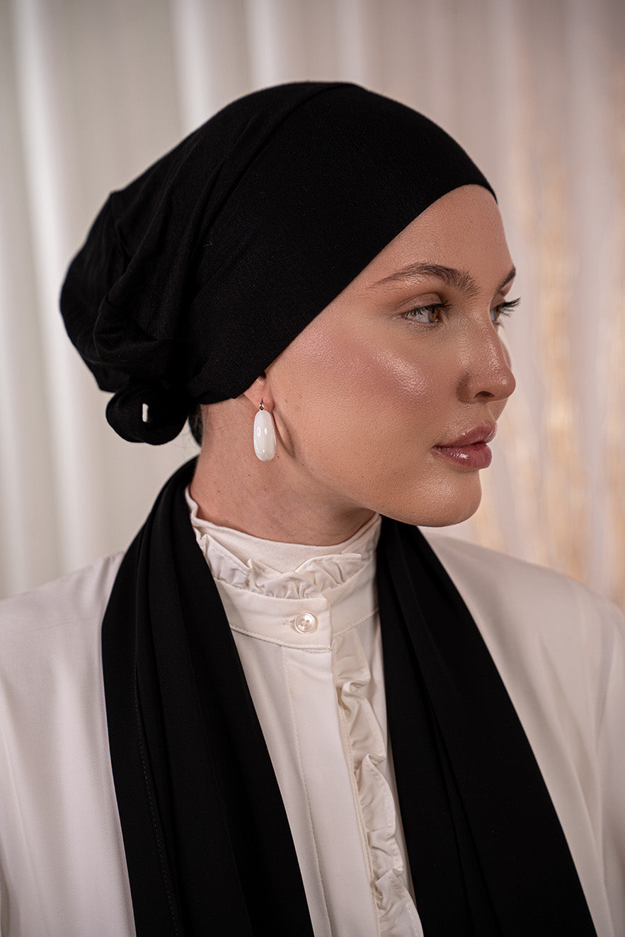 Black Premium Chiffon Hijab details | Nawara Hijab