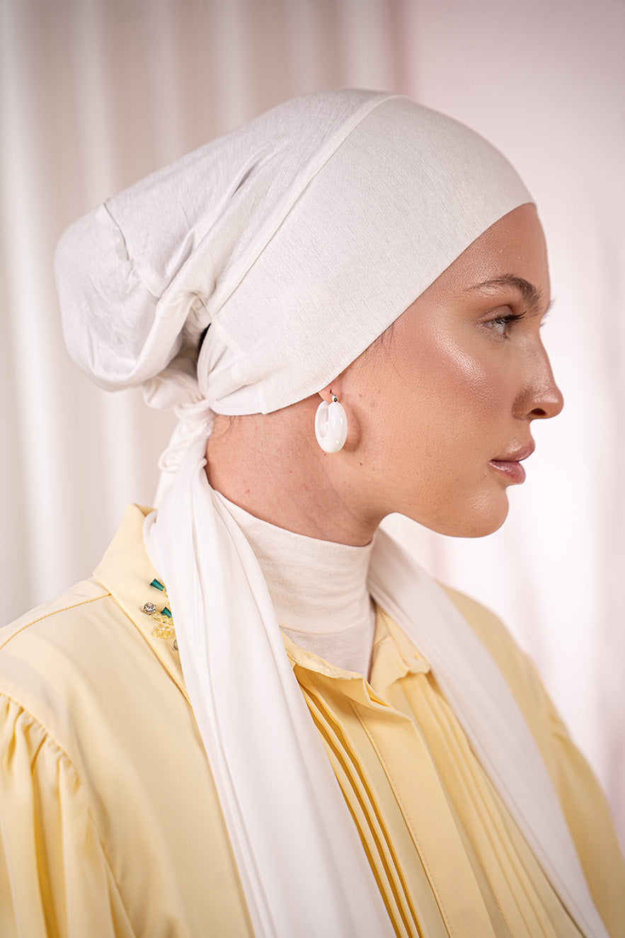 Off-white Premium Chiffon Hijab details | Nawara Hijab