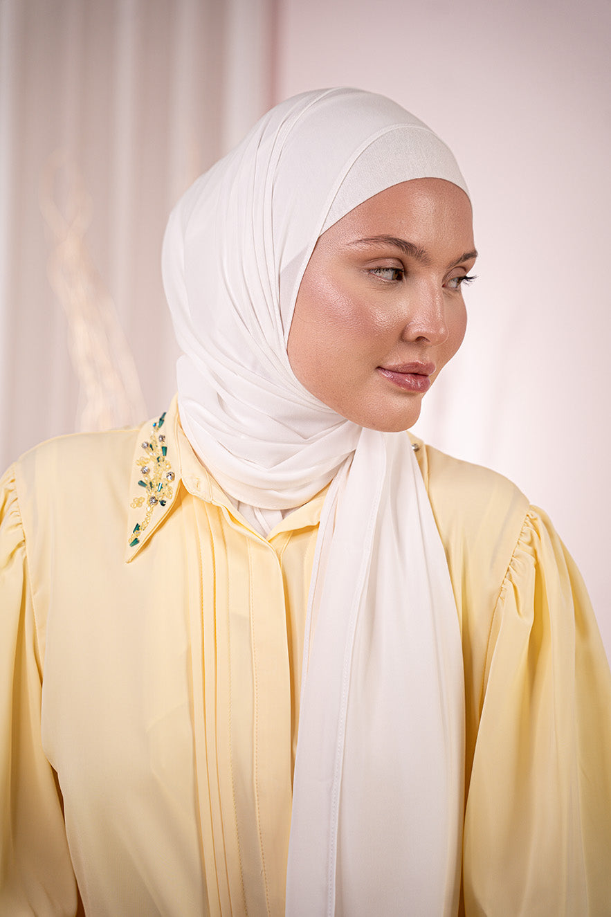 Off-white Premium Chiffon Hijab side View | Nawara Hijab