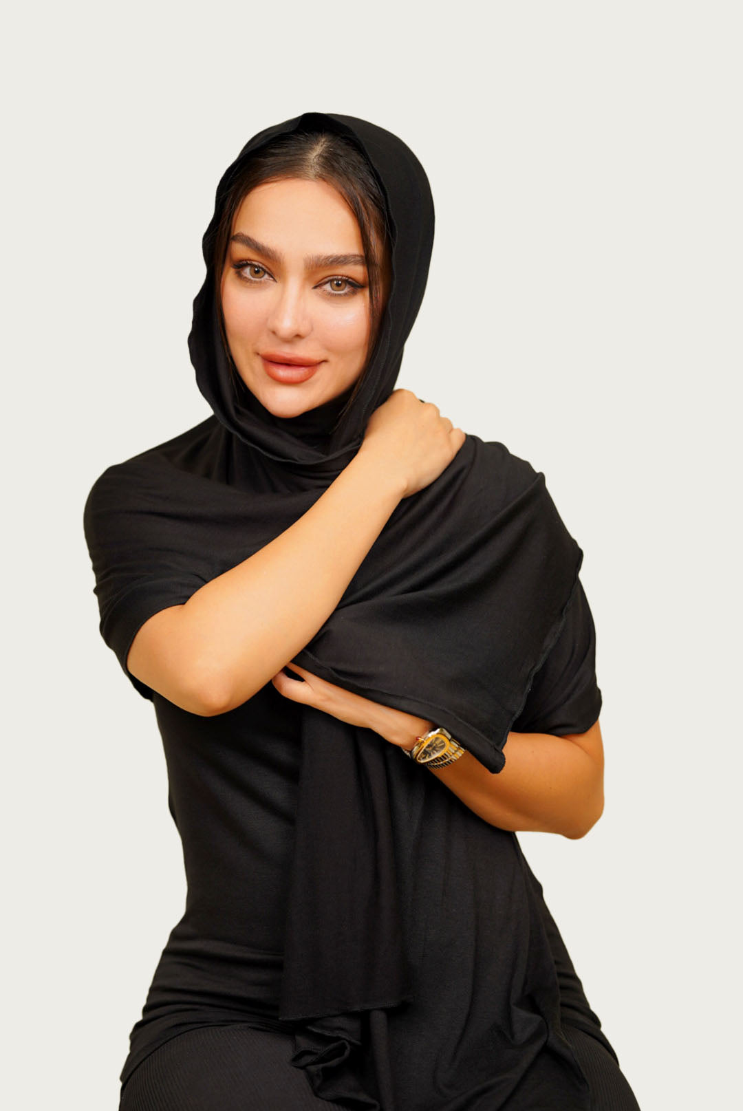 SET : Classic Hijab Matching With Short Top