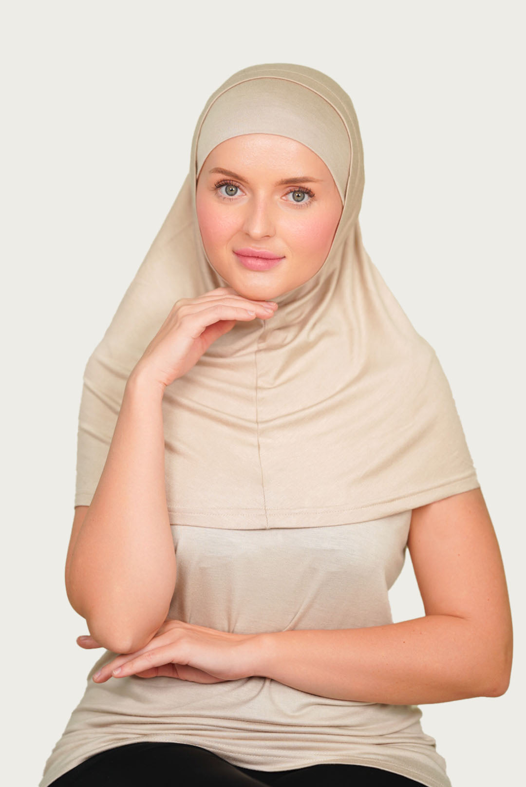 SET : 2 PCS Hijab Matching With Cut Top