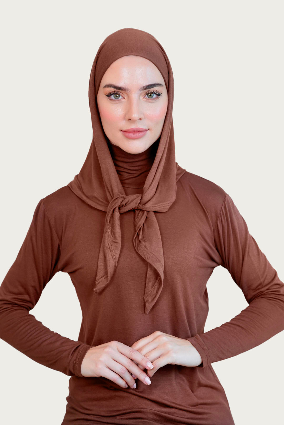 SET : Triangle Hijab Matching With Long Top
