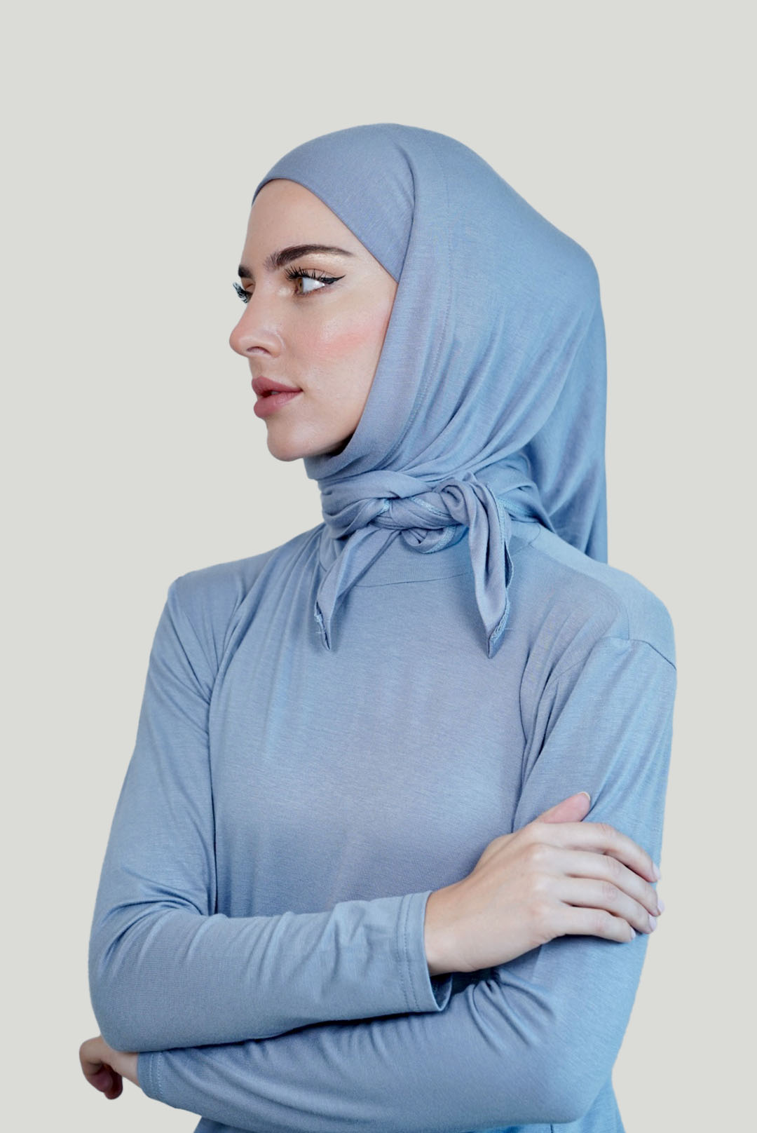 SET : Triangle Hijab Matching With Long Top