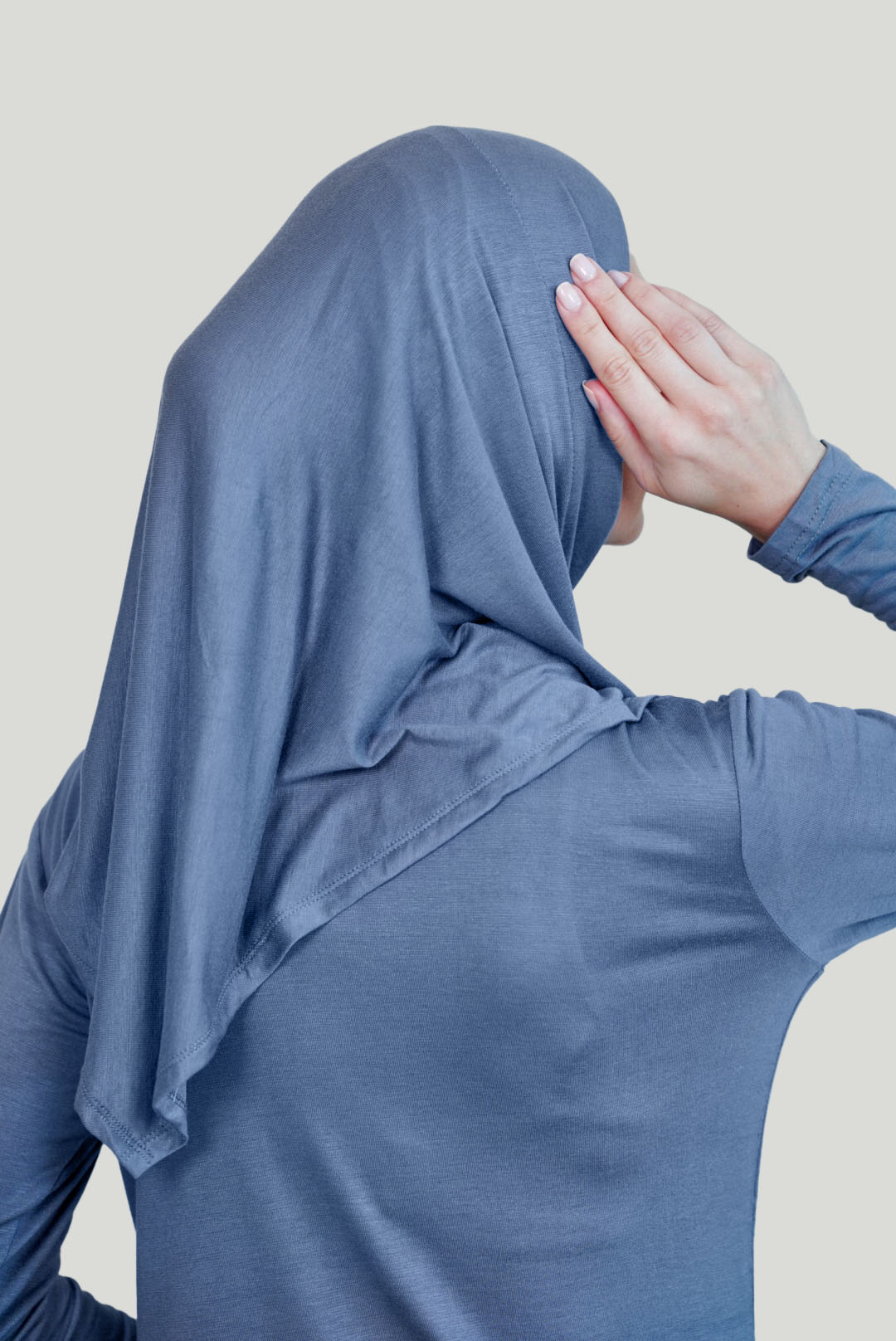 SET : Triangle Hijab Matching With Long Top